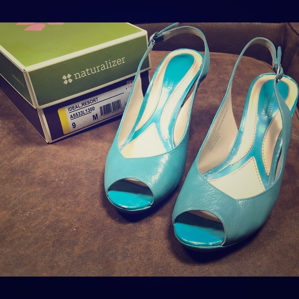 Sandals/shoes